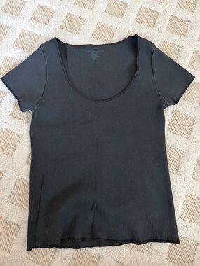 Brandy Melville Black Ribbed Scoop Neck Short Sleeve Top